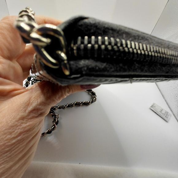 Chanel Black Patent Leather WOC - Picture 6 of 11